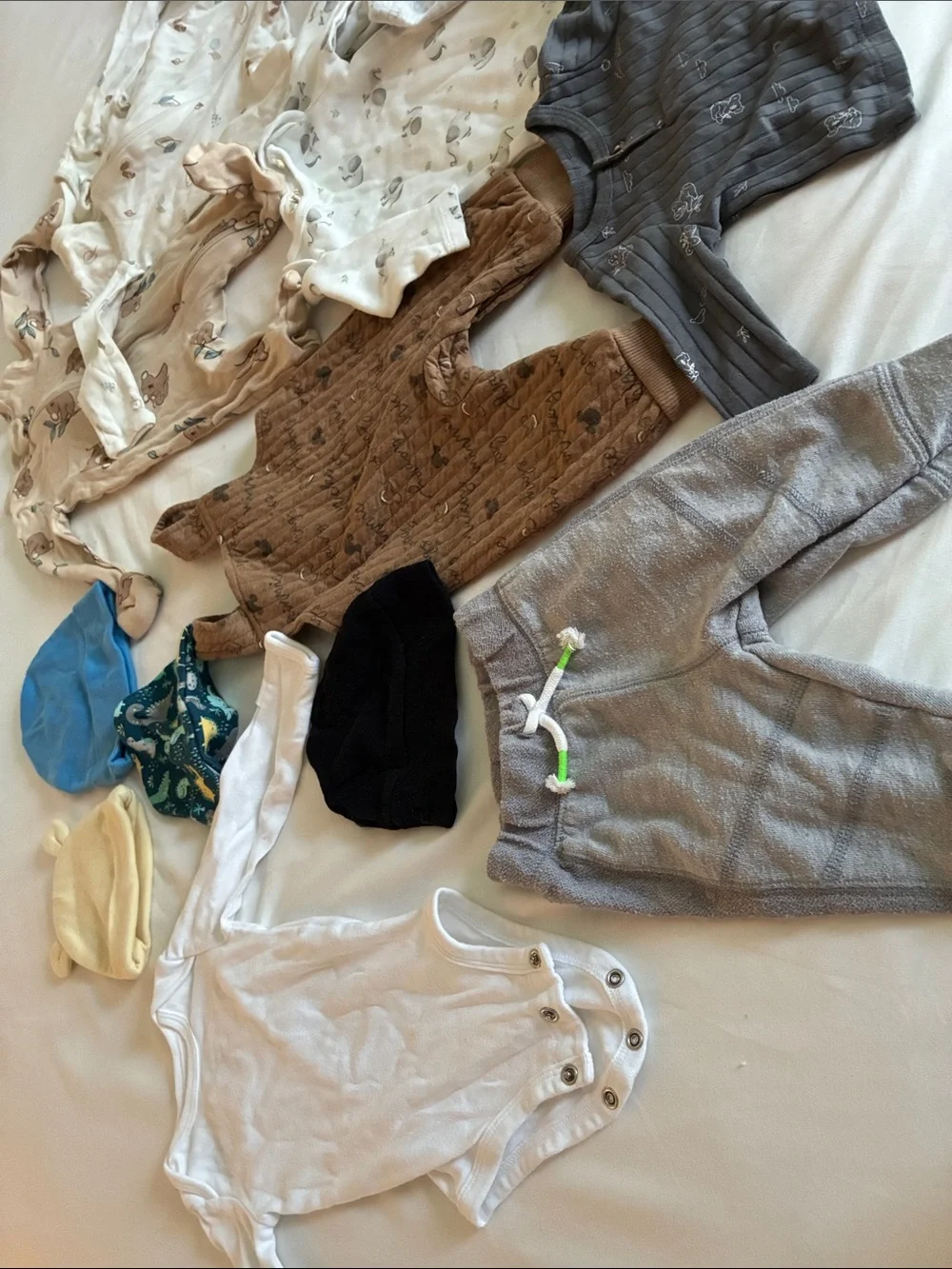 Carters 15+ pieces